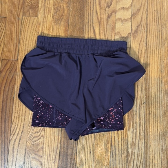 Athleta Hit It 2-In-1 Short Athletic Activewear running XS Warm Splatter Purple - Picture 3 of 8